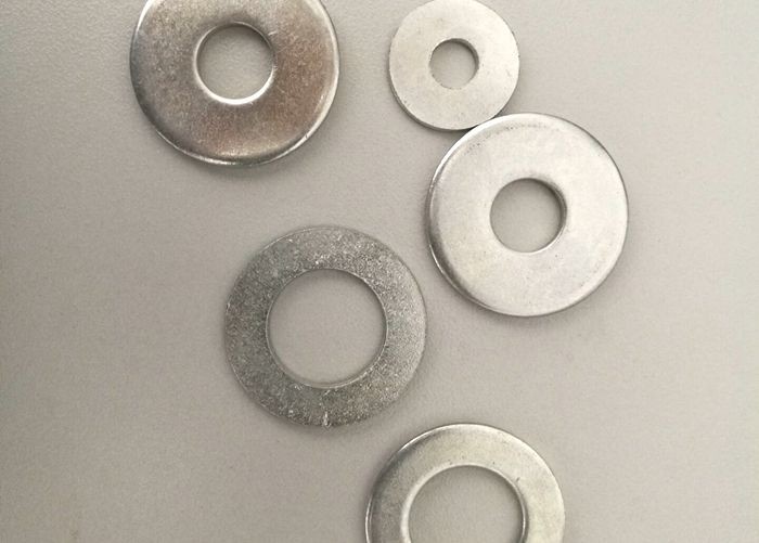 Шайбы М2-М56 круглого небольшого металла плоские с материалом стали углерода высокопрочным