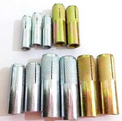 4,8 падение ранга в анкере M8 M12 Unifix расширения покрытом цинком в бетоне